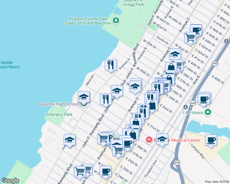 map of restaurants, bars, coffee shops, grocery stores, and more near 135-137 West 32nd Street in Bayonne