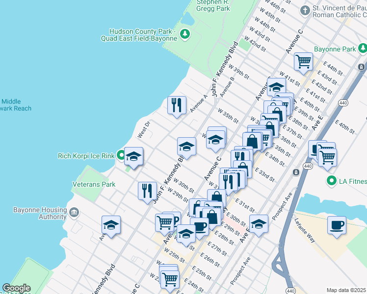 map of restaurants, bars, coffee shops, grocery stores, and more near 135-137 West 32nd Street in Bayonne