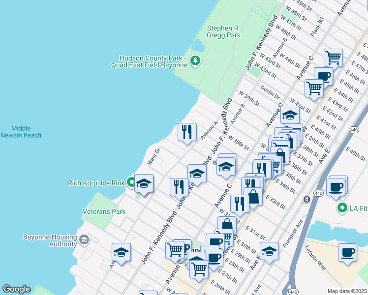 map of restaurants, bars, coffee shops, grocery stores, and more near 154 West 33rd Street in Bayonne