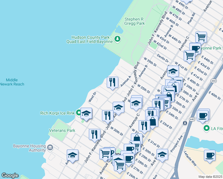 map of restaurants, bars, coffee shops, grocery stores, and more near 154 West 33rd Street in Bayonne