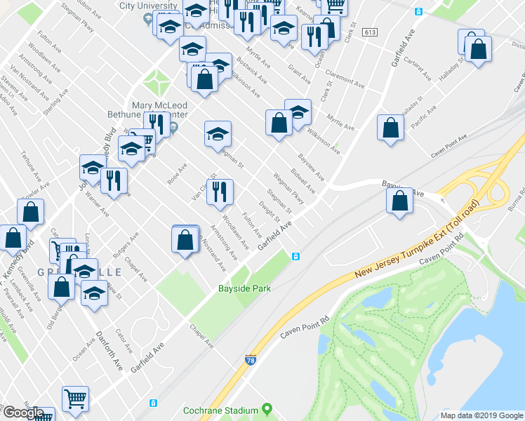map of restaurants, bars, coffee shops, grocery stores, and more near 17 Bayside Place in Jersey City