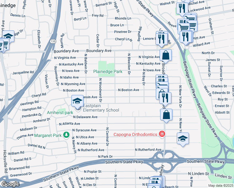 map of restaurants, bars, coffee shops, grocery stores, and more near 272 North Boston Avenue in Massapequa