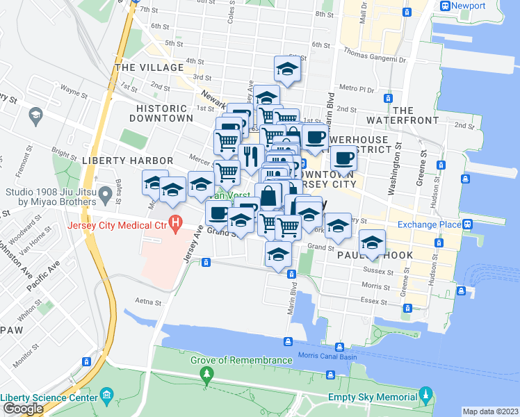map of restaurants, bars, coffee shops, grocery stores, and more near 215 Montgomery Street in Jersey City