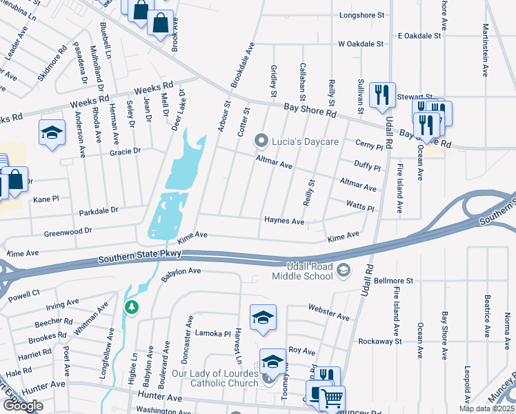 map of restaurants, bars, coffee shops, grocery stores, and more near 8 Horton Street in West Islip
