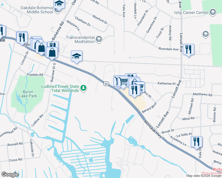 map of restaurants, bars, coffee shops, grocery stores, and more near 940 Montauk Highway in Oakdale