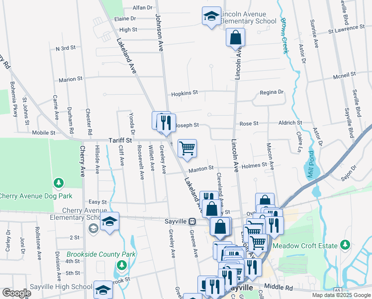 map of restaurants, bars, coffee shops, grocery stores, and more near 129 Lakeland Avenue in Sayville