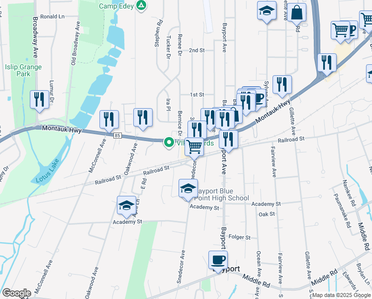 map of restaurants, bars, coffee shops, grocery stores, and more near 748 Montauk Highway in Bayport