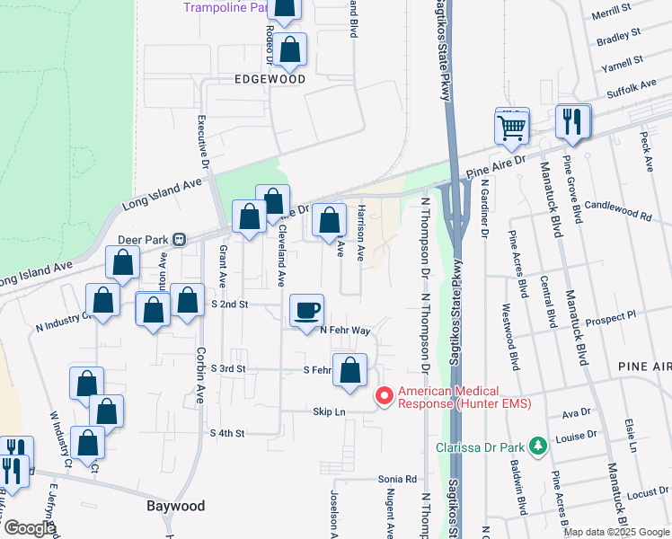 map of restaurants, bars, coffee shops, grocery stores, and more near 32 Lincoln Avenue in Bay Shore