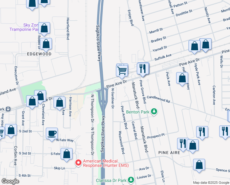 map of restaurants, bars, coffee shops, grocery stores, and more near 1735 North Gardiner Drive in Bay Shore