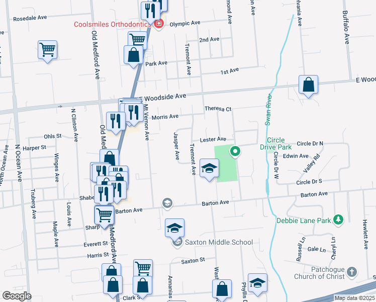 map of restaurants, bars, coffee shops, grocery stores, and more near 40 Tremont Avenue in Patchogue