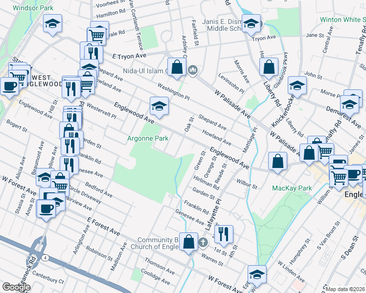 map of restaurants, bars, coffee shops, grocery stores, and more near 123 Oak Street in Englewood