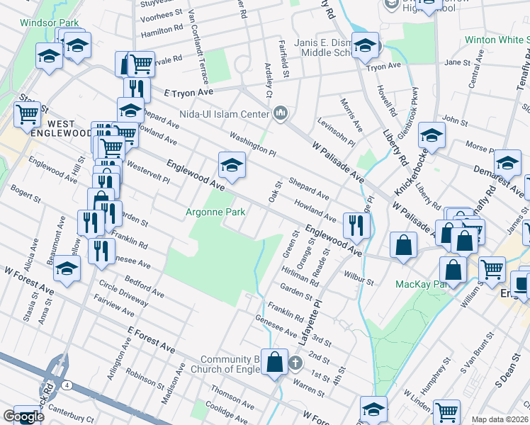 map of restaurants, bars, coffee shops, grocery stores, and more near 123 Oak Street in Englewood