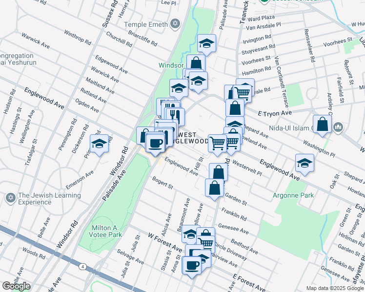 map of restaurants, bars, coffee shops, grocery stores, and more near 131 Ayers Court in Teaneck