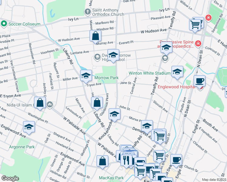 map of restaurants, bars, coffee shops, grocery stores, and more near 137 Glenbrook Parkway in Englewood