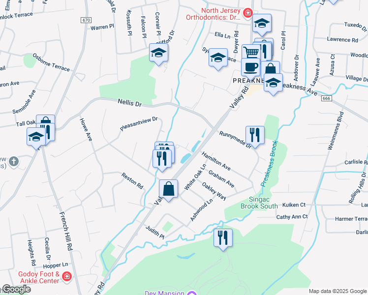 map of restaurants, bars, coffee shops, grocery stores, and more near 21 Ponds Circle in Wayne