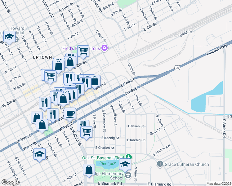 map of restaurants, bars, coffee shops, grocery stores, and more near 113 North Oak Street in Grand Island