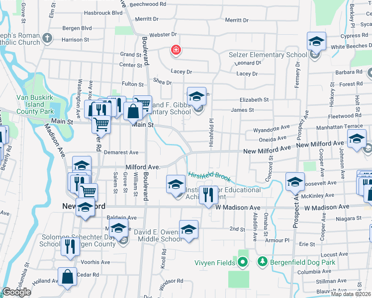 map of restaurants, bars, coffee shops, grocery stores, and more near 338 Main Street in New Milford