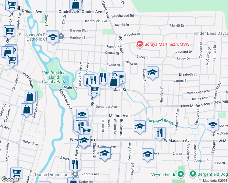 map of restaurants, bars, coffee shops, grocery stores, and more near 264 Main Street in New Milford