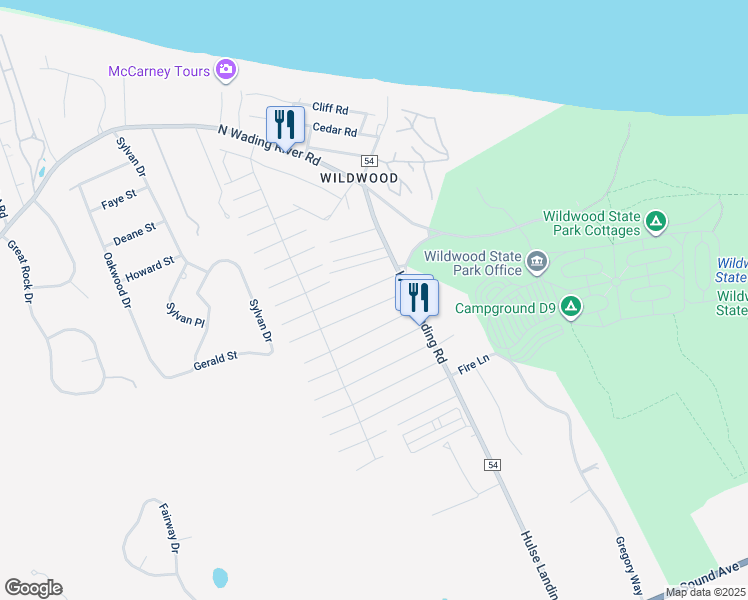 map of restaurants, bars, coffee shops, grocery stores, and more near 90 15th Street in Wading River
