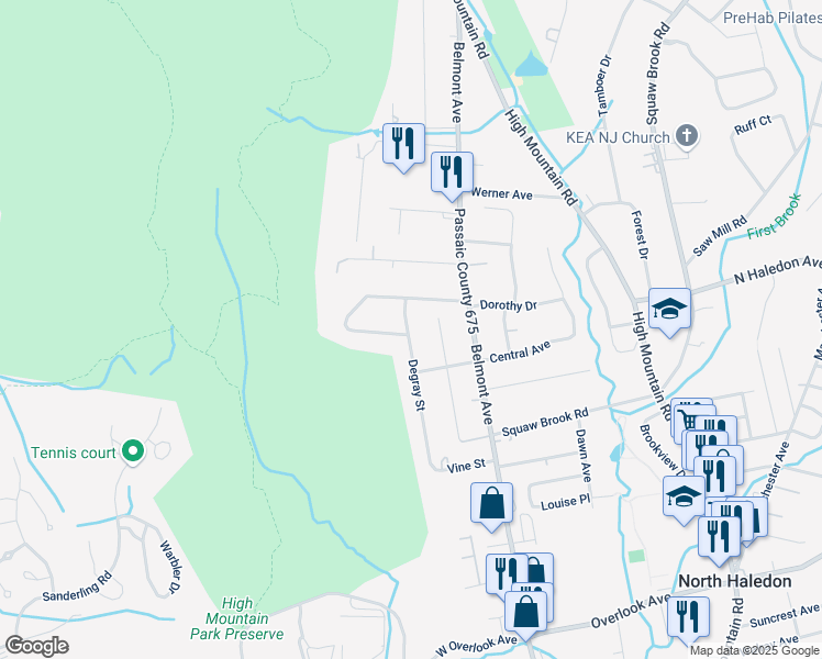 map of restaurants, bars, coffee shops, grocery stores, and more near 220 Degray Street in North Haledon
