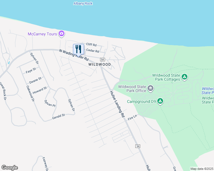map of restaurants, bars, coffee shops, grocery stores, and more near 58 Breezy Point Road in Wading River