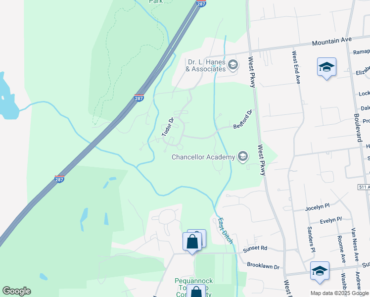 map of restaurants, bars, coffee shops, grocery stores, and more near 2805 Tudor Drive in Pequannock Township