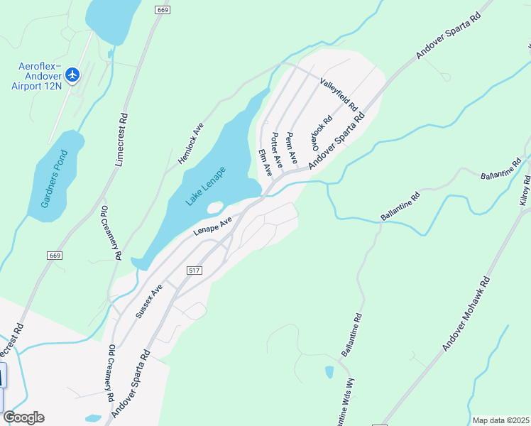 map of restaurants, bars, coffee shops, grocery stores, and more near 6 Pine Cliff Road in Newton