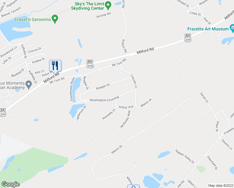 map of restaurants, bars, coffee shops, grocery stores, and more near 608 Washington Crossing in East Stroudsburg