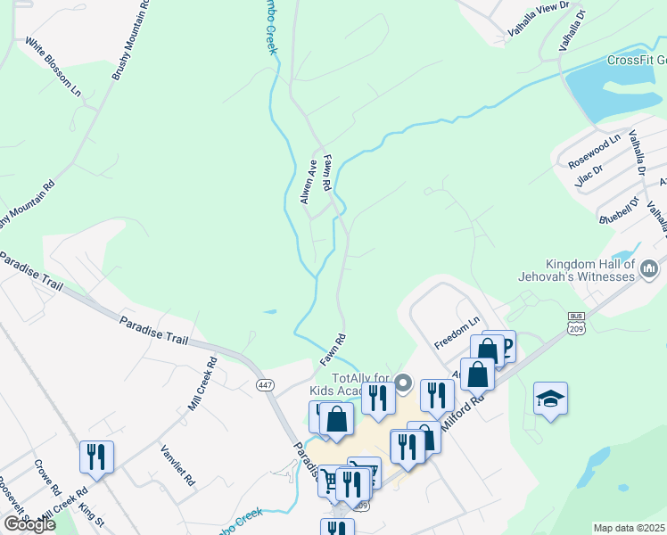 map of restaurants, bars, coffee shops, grocery stores, and more near 587 Fawn Road in East Stroudsburg