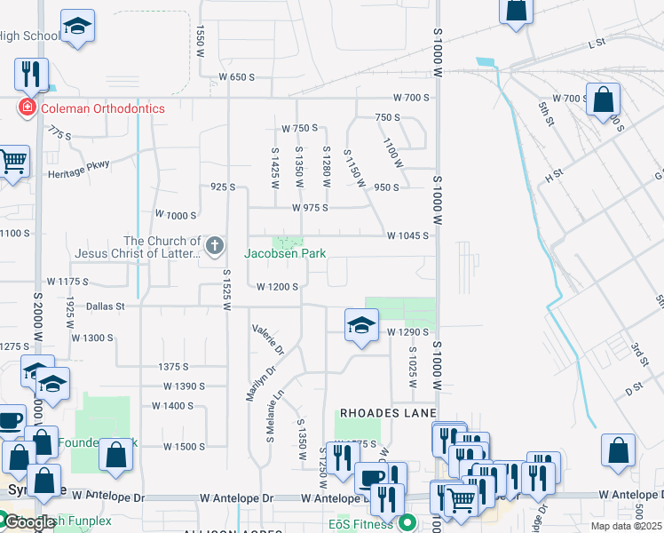 map of restaurants, bars, coffee shops, grocery stores, and more near 1206 Dallas Street in Syracuse