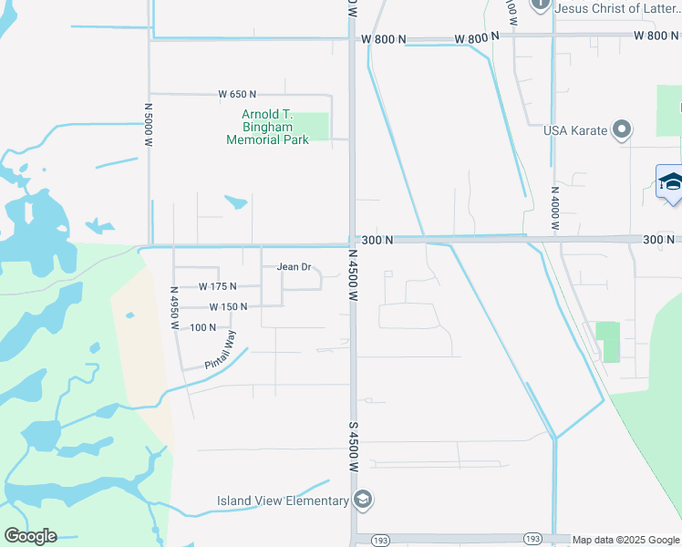 map of restaurants, bars, coffee shops, grocery stores, and more near 4359 West 200 North in West Point