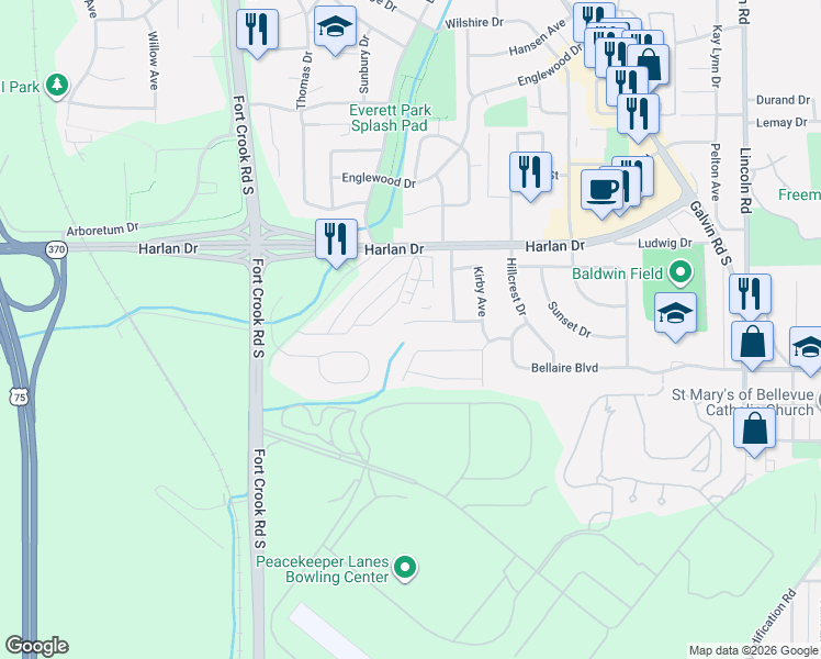 map of restaurants, bars, coffee shops, grocery stores, and more near 125 Cedar Cir in Bellevue