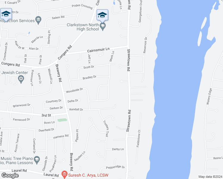 map of restaurants, bars, coffee shops, grocery stores, and more near 32 Mark Lane in New City