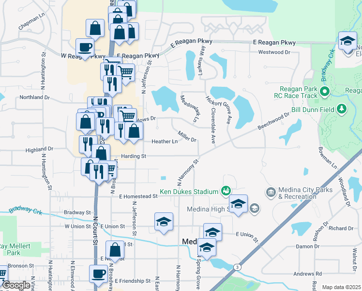 map of restaurants, bars, coffee shops, grocery stores, and more near 450 Heather Ln in Medina