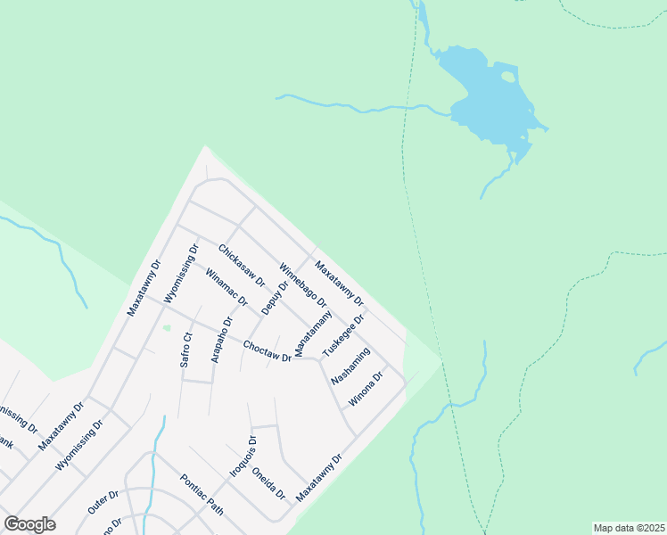map of restaurants, bars, coffee shops, grocery stores, and more near 441 Maxatawny Drive in Monroe County