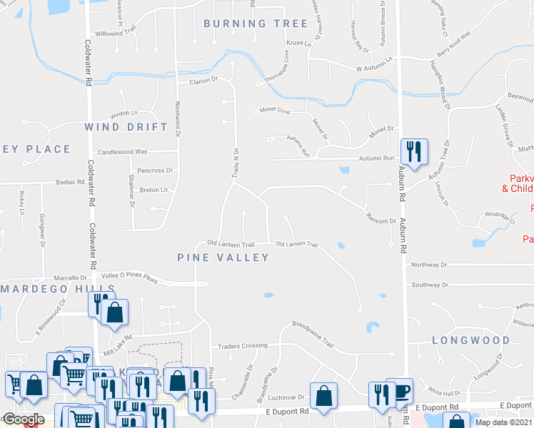 map of restaurants, bars, coffee shops, grocery stores, and more near 11209 Kings Crossing in Fort Wayne