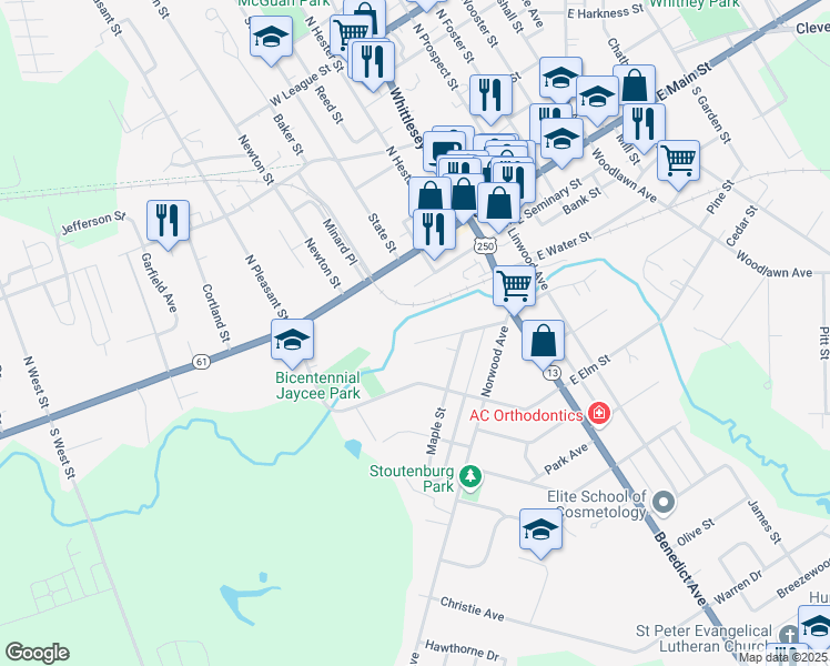 map of restaurants, bars, coffee shops, grocery stores, and more near 28 Oak Street in Norwalk