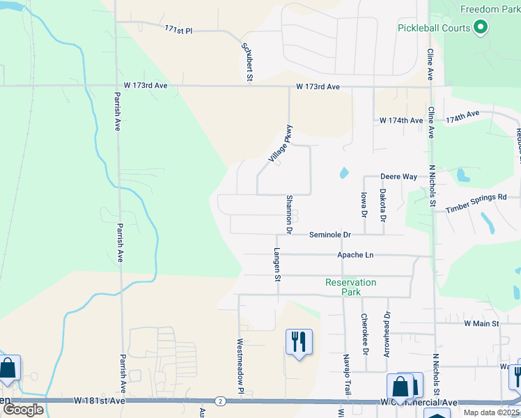map of restaurants, bars, coffee shops, grocery stores, and more near 825 Village Glenn Drive in Lowell