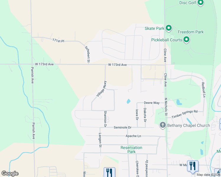map of restaurants, bars, coffee shops, grocery stores, and more near 741 Village Parkway in Lowell