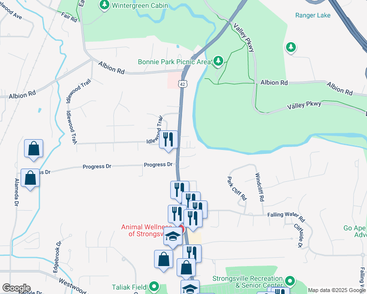 map of restaurants, bars, coffee shops, grocery stores, and more near in Strongsville