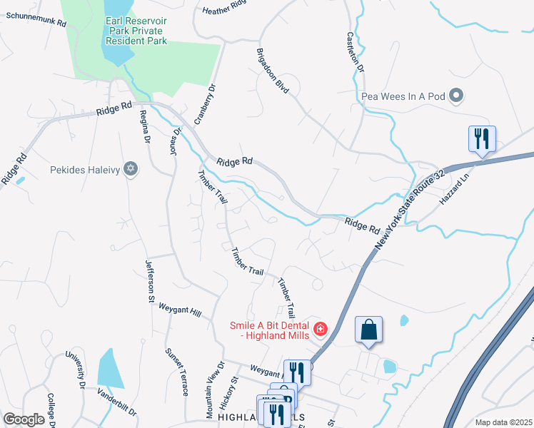 map of restaurants, bars, coffee shops, grocery stores, and more near 17 Helene Circle in Woodbury