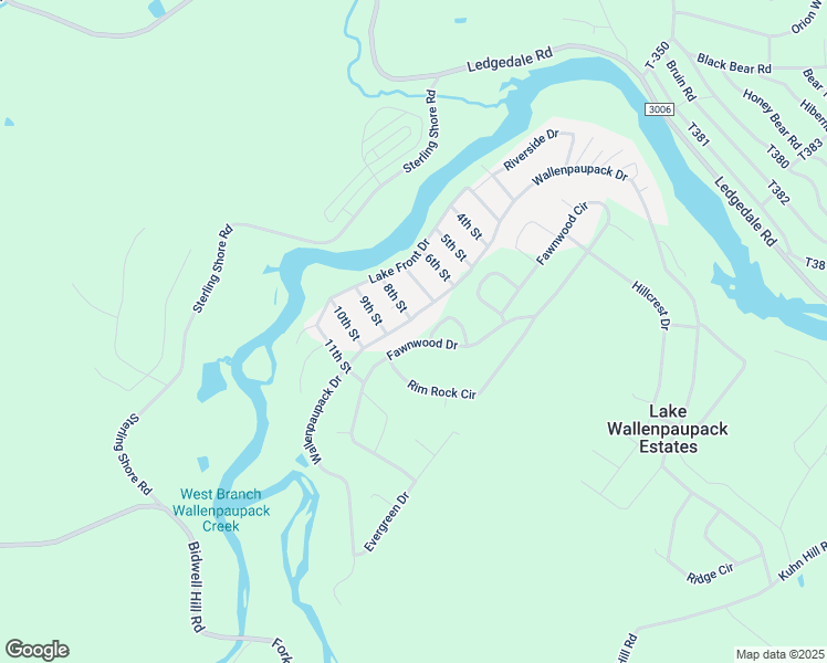 map of restaurants, bars, coffee shops, grocery stores, and more near Fawnwood Dr in Pike