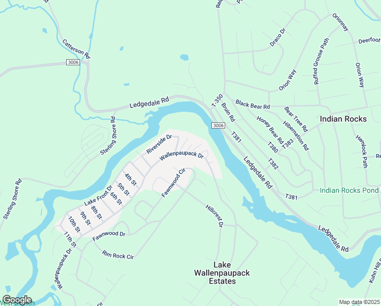 map of restaurants, bars, coffee shops, grocery stores, and more near in Lake Wallenpaupack Estates