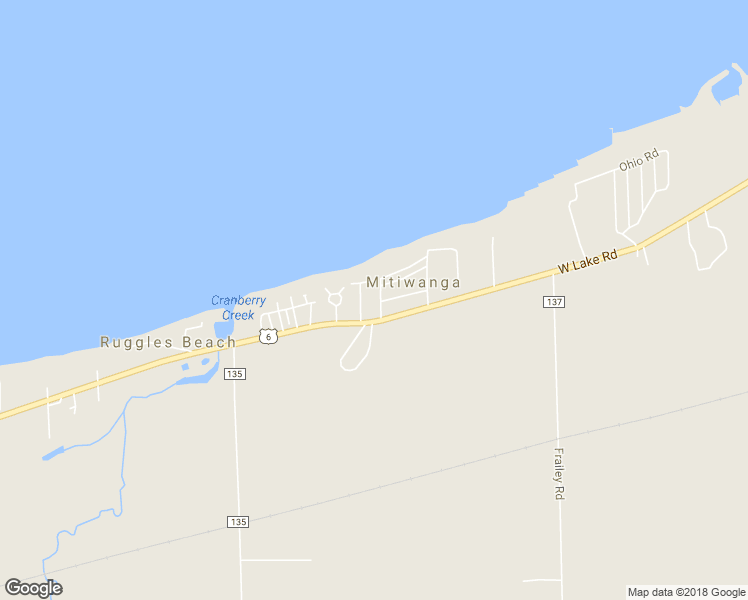 map of restaurants, bars, coffee shops, grocery stores, and more near 1015 West Drive in Huron