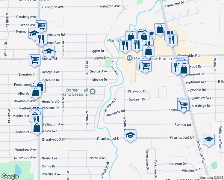 map of restaurants, bars, coffee shops, grocery stores, and more near 5939 South Park Boulevard in Parma