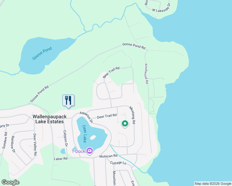 map of restaurants, bars, coffee shops, grocery stores, and more near 2 Salem Pl in Lakeville