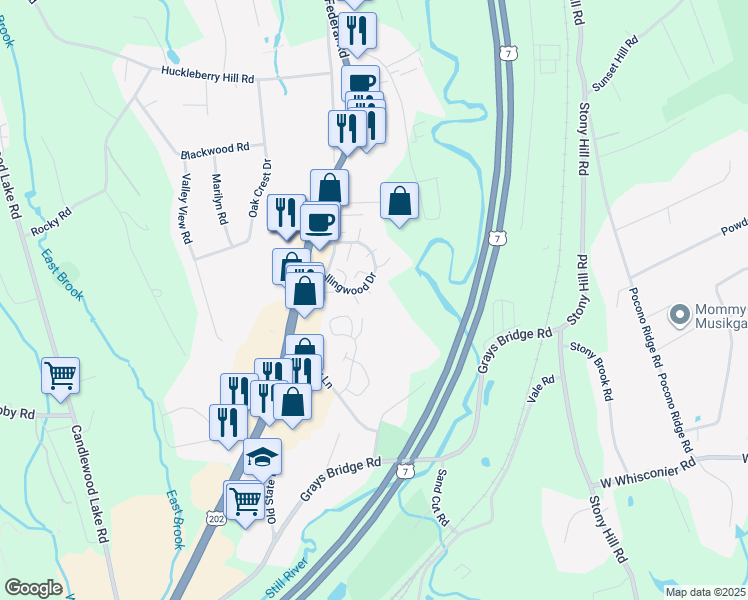 map of restaurants, bars, coffee shops, grocery stores, and more near 9 Essex Court in Brookfield