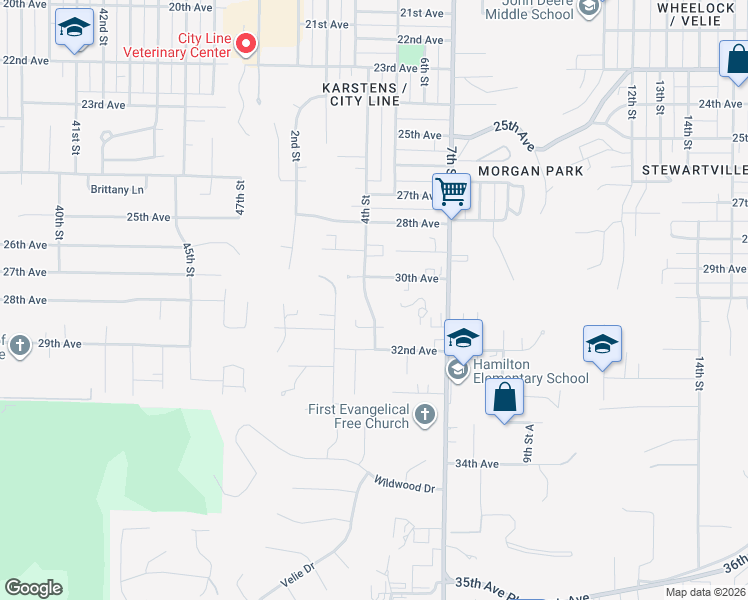 map of restaurants, bars, coffee shops, grocery stores, and more near 418-420 30th Avenue in Moline