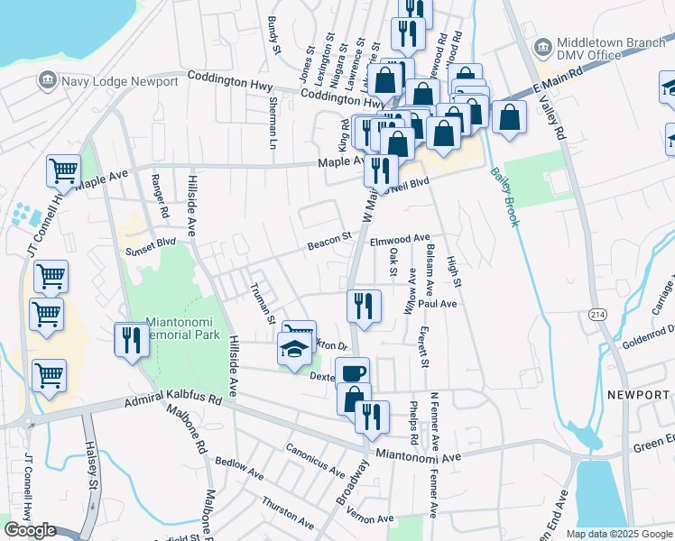 map of restaurants, bars, coffee shops, grocery stores, and more near 250 West Main Road in Middletown