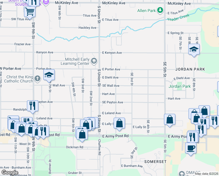 map of restaurants, bars, coffee shops, grocery stores, and more near 18 East Wall Avenue in Des Moines